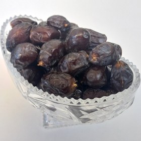 تصویر خرما خنیزی 500 گرمی _ نیمه خشک 