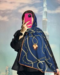 تصویر شال لبه دست دوزی سورمه ای 