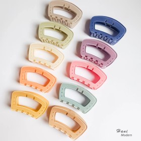 تصویر کلیپس شیشه ای رنگی 