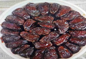 تصویر خرما کبکاب ۱ کیلوگرم سطلی 