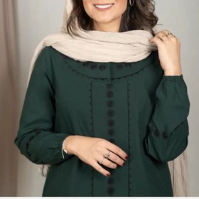 تصویر مانتو جلو بسته زنانه تابستانی گلدوزی شده میخک 