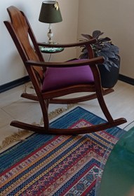 تصویر صندلی راک کلاسیک ساده 