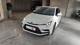 تصویر تویوتا لوین مدل 2023 ا هیبرید SE هیبرید SE