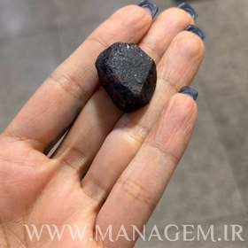 تصویر راف گارنت قرمز 