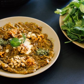 تصویر کشک و بادمجان 