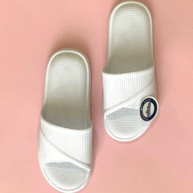 تصویر دمپایی حمام نیکتا کد 147 خواهشمندیم قبل از ثبت سفارش ، موجودی محصولات را استعلام بگیرید.