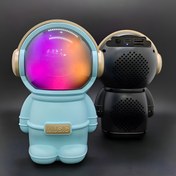 تصویر اسپیکر بلوتوثی فضانورد مدل X808 قابل حمل با چراغ LED 