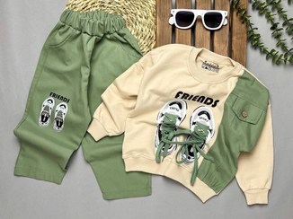 تصویر بلوز شلوار بچگانه طرح کفش کتونی سایز ۴۰ تا ۶۰ رنگ نسکافه ای و سبز 