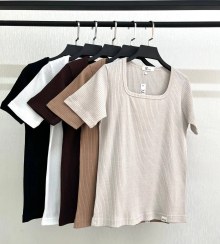 تصویر تیشرت کبریتی یقه خشتی هیلا 