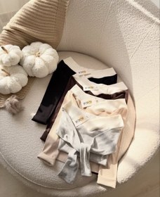 تصویر بلوز یقه باز دوتیکه 