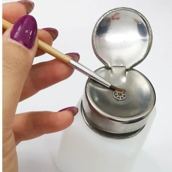 تصویر پمپ لیکویید ناخن 