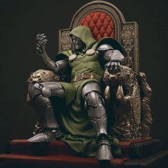 تصویر اکشن فیگور دکتر دووم 