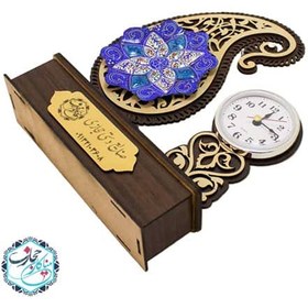 تصویر تندیس میناکاری طرح نگین ساعت دار 