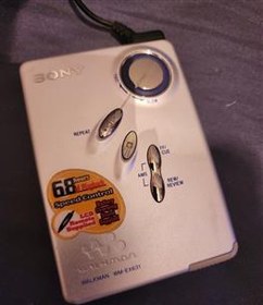 تصویر واکمن سونی wm-ex631 