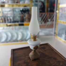 تصویر چراغ نفتی و الکلی پیوتر و چینی برند ریور 