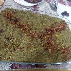 تصویر غذای سنتی اصفهان گوشت و لوبیا دارای طعم و عطری بینظیر ،خوشرنگ، سالم ،بهداشتی 