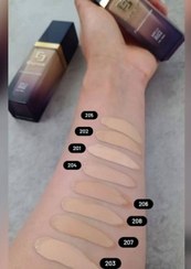 تصویر کرم پودر پمپی اینگریو با پوشانندگی بالا و فینیش مات - 205 engrave-foundation-spf15