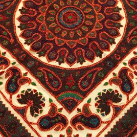 تصویر پته بقچه گل زنبق سفید 