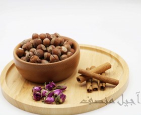 تصویر فندق با پوست خام 