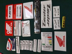 تصویر ست برچسب کویر مناسب تمامی موتورسیکلت ها 