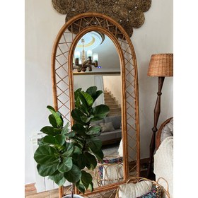 تصویر آینه حصیری Wicker mirror