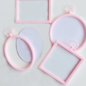 تصویر قاب گلدوزی کوچک 