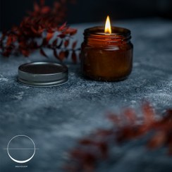 تصویر شمع شیشه‌ای درب‌دار معطر قهوه‌ای کوچک 