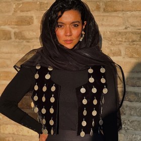 تصویر جلیقه سکه عتیقه پراکنده 