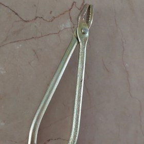 تصویر پسته شکن 