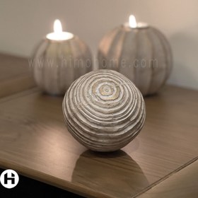 تصویر گوی تزئینی پلی‌ استر 