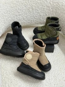 تصویر پوتین بچه گانه Ucc ترند 