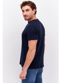 تصویر تیشرت بافت‌دار آستین کوتاه مردانه با فیت معمولی، آبی تیره برند esprit Men Regular Fit Crew Neck Short Sleeves Textured T-Shirt, Navy Blue