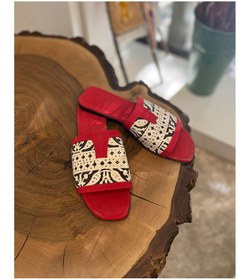 تصویر صندل قرمز 