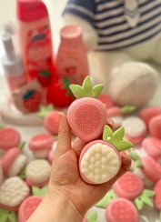 تصویر فیس براش توت فرنگی 