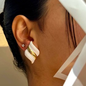 تصویر گوشواره میناکاری کرم 