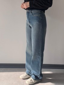 تصویر جین نیم بگ شُست کرم - ۳۲ 