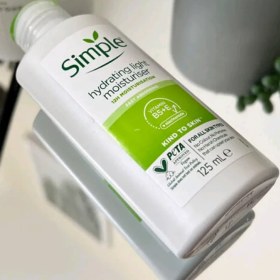 تصویر کرم آبرسان و مرطوب کننده سیمپل لایت 125 میل | Simple واردات قانونی ارسال از منطقه آزاد ارس 