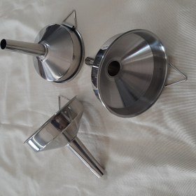 تصویر قیف استیل نگیر 