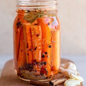 تصویر هویج تخمیری یک کیلویی Fermented carrots