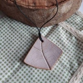 تصویر گردنبند کد 2 