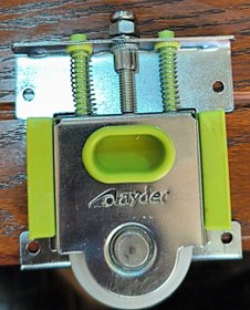 تصویر یراق قرقره ریلی 