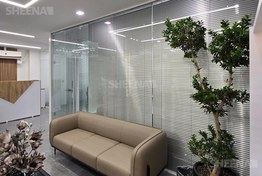 تصویر پارتیشن شیشه ای دوجداره فریملس glass partition