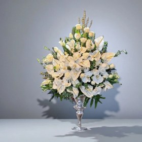 تصویر جام آنتریوم و رز 