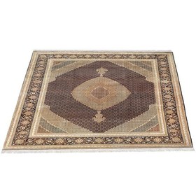 تصویر فرش ماشینی زانیس ارسال رایگان کد504سنتی طرح ماهی قهوه ای دو رو سایز 42x30 سانت 