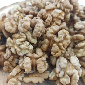 تصویر گردوی پرچرب سفید تویسرکان 