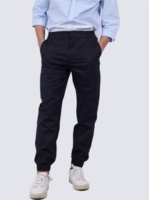 تصویر شلوار کتان مردانه کلاسیک با طراحی گارتردار در رنگ آبی الکتریکی برند selected Men's Classic Gartered Cargo Pants in Electric Blue