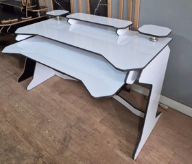 تصویر میز گیمینگ z117wb Z100wb