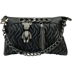 تصویر کیف دوشی زنانه جنوا مدل Deniz کد ۱۰۰ با جلوآویز خرسی 