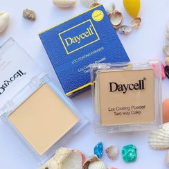 تصویر پنکک بادوام و مات مربعی دایسل daycell دارای پد و لیبل اصالت. 