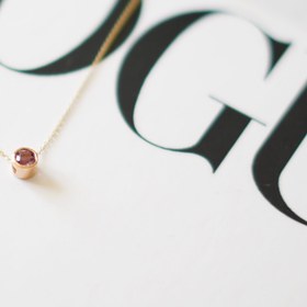 تصویر گردنبند طلا نگین طبیعی آمیتیست سایز کوچک 